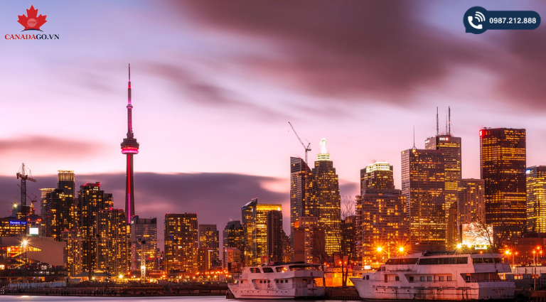 thành phố ở Canada